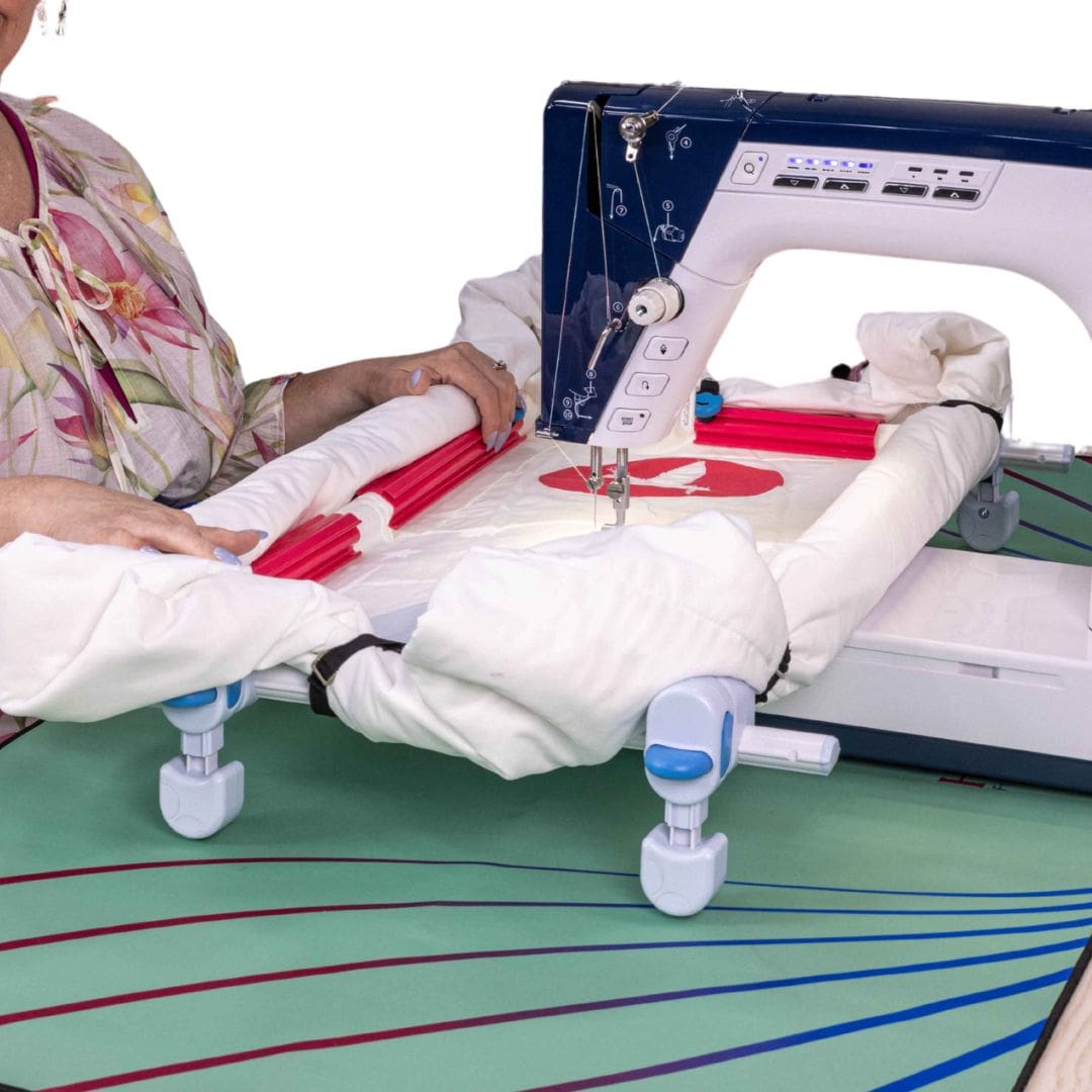 Hummingbird Hoop frame quilting a white quilt