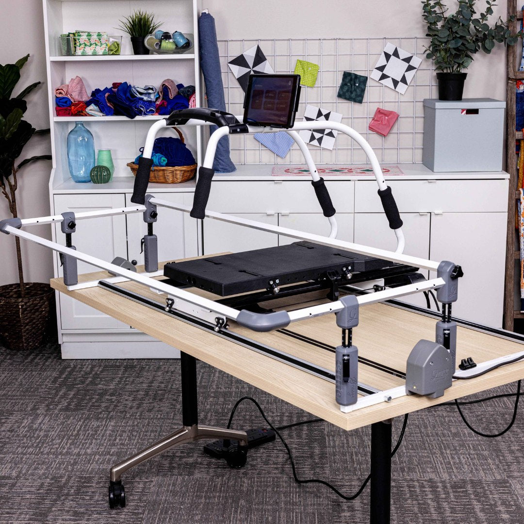 QuiltMotion X on display on Cutie Breeze Grace Company frame